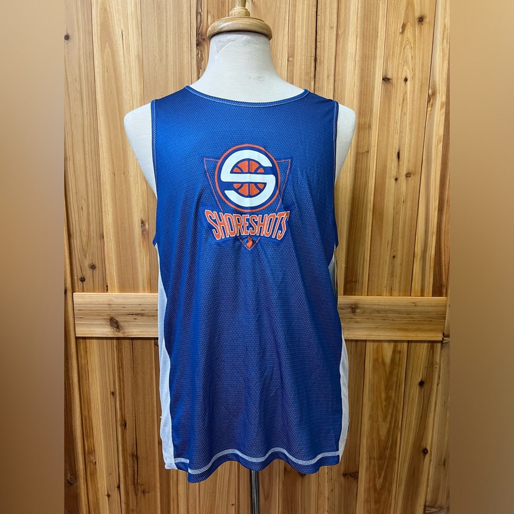 Point 3 tank top